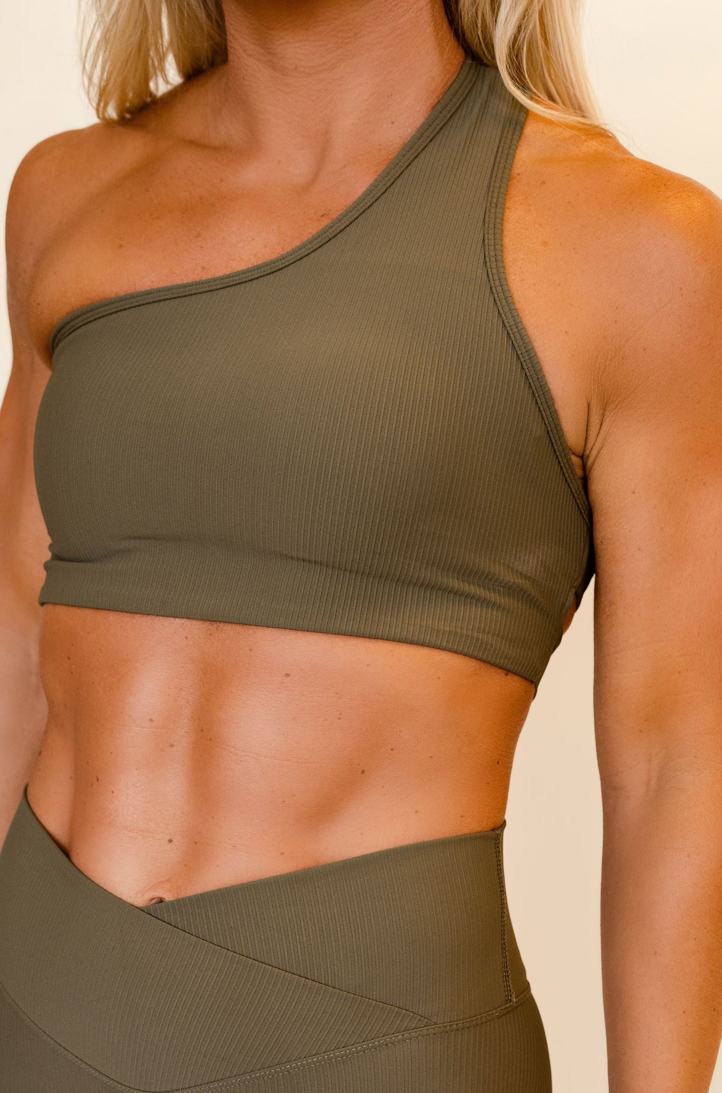 Roxie Ribbed Sports Bra